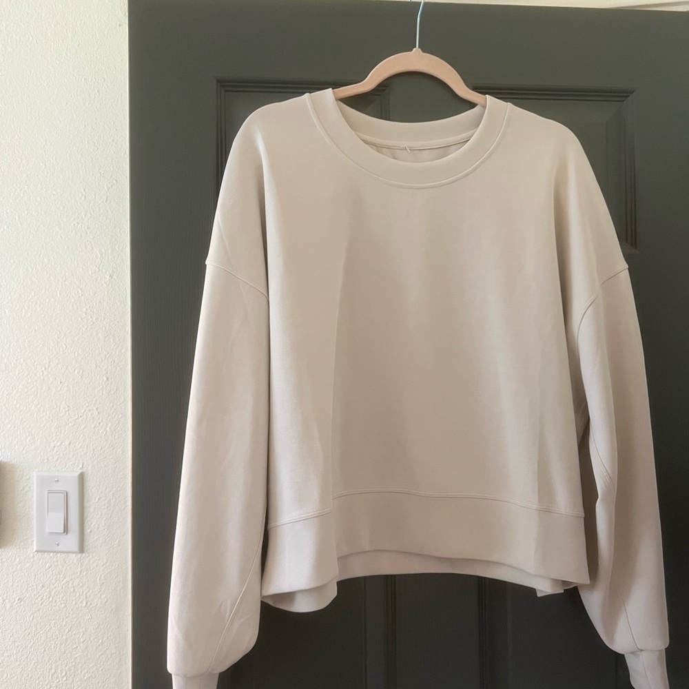 Lululemon softstreme crew neck